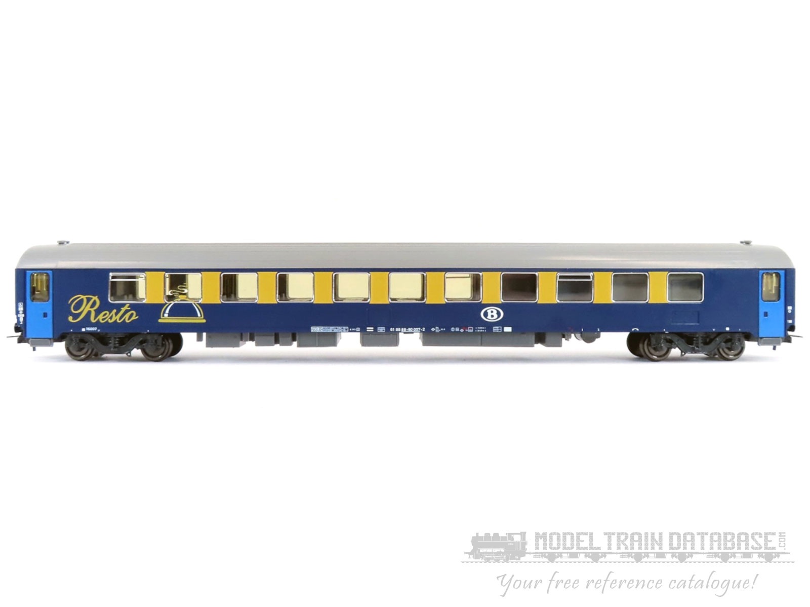 l_s_models-12034-left